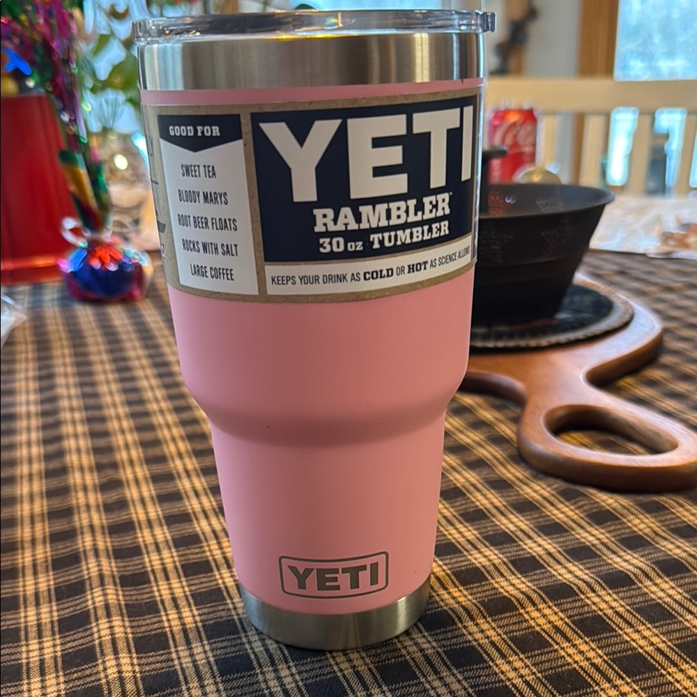YETI Pink Rambler 30 oz Tumbler NWT - Le Pink